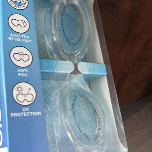 U.S. Divers Atlas Adult swim goggles,shatter resistant,anti-fog,UV protection - Picture 5 of 8